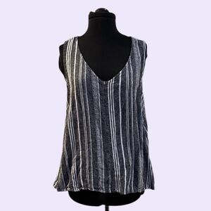 Time and Tru Black & White Striped V-Neck Tank